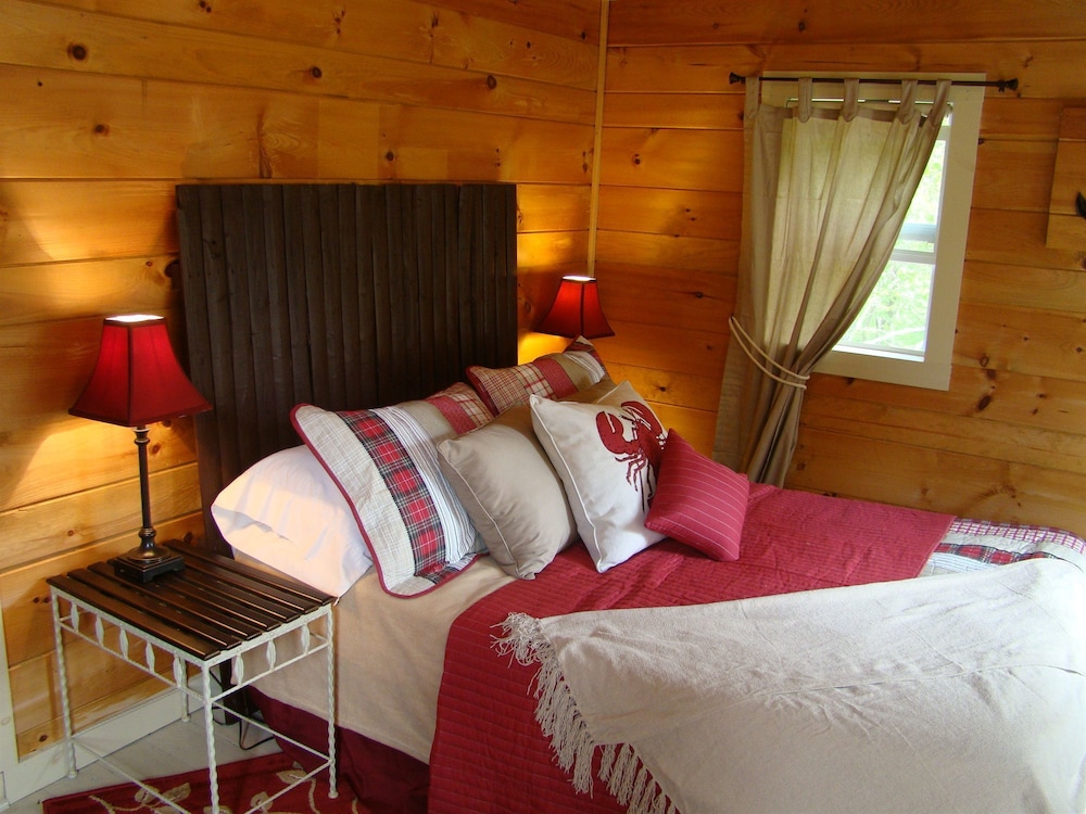Bay Leaf Cottages & Bistro - photo 23