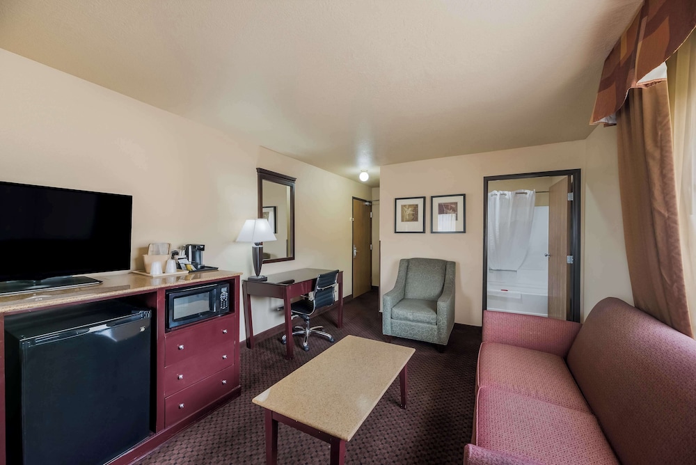 SureStay Plus Hotel by Best Western Silver City - photo 12