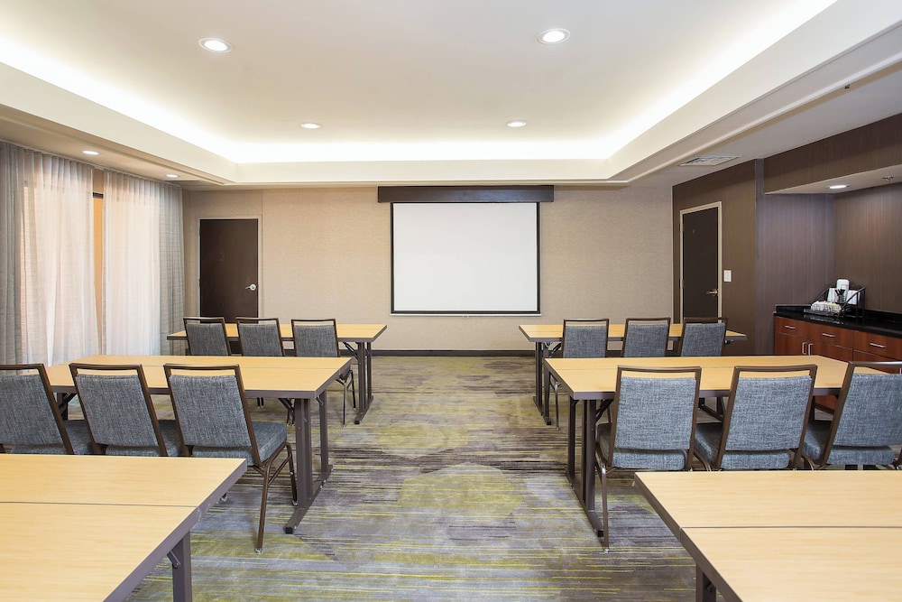 Courtyard by Marriott Boston Westborough - photo 14