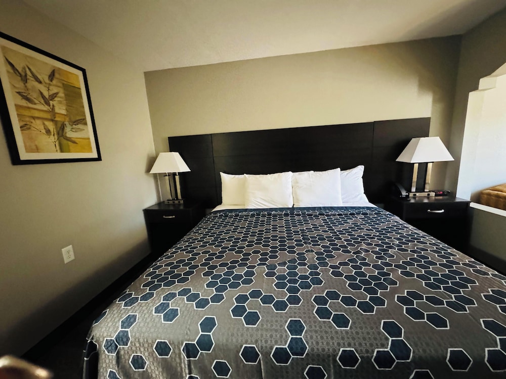 Quality Inn & Suites Centerville - photo 7