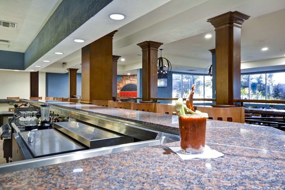 DoubleTree by Hilton Phoenix North - photo 42