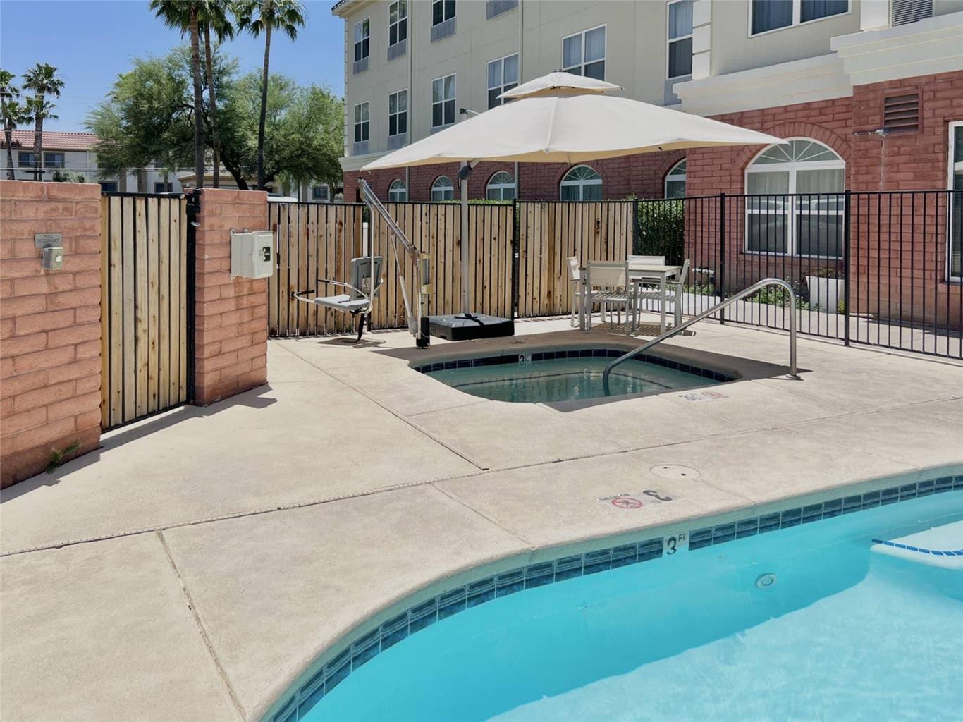 Country Inn & Suites by Radisson Tucson Airport AZ - photo 34