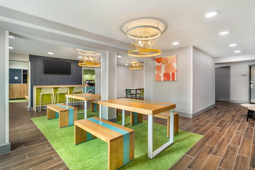 Spark by Hilton Knoxville North I 75 - photo 3