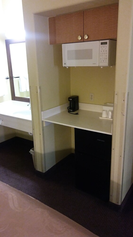 GreenTree Inn Denver Tech Center - photo 12