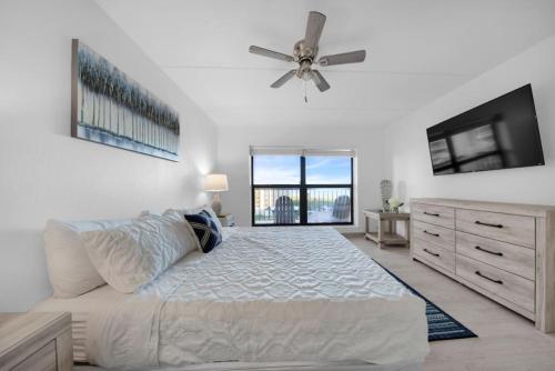 Amazing 6th floor beachfront condo wonderful views — 4-Star Luxury Hotel in South Padre Island, United States