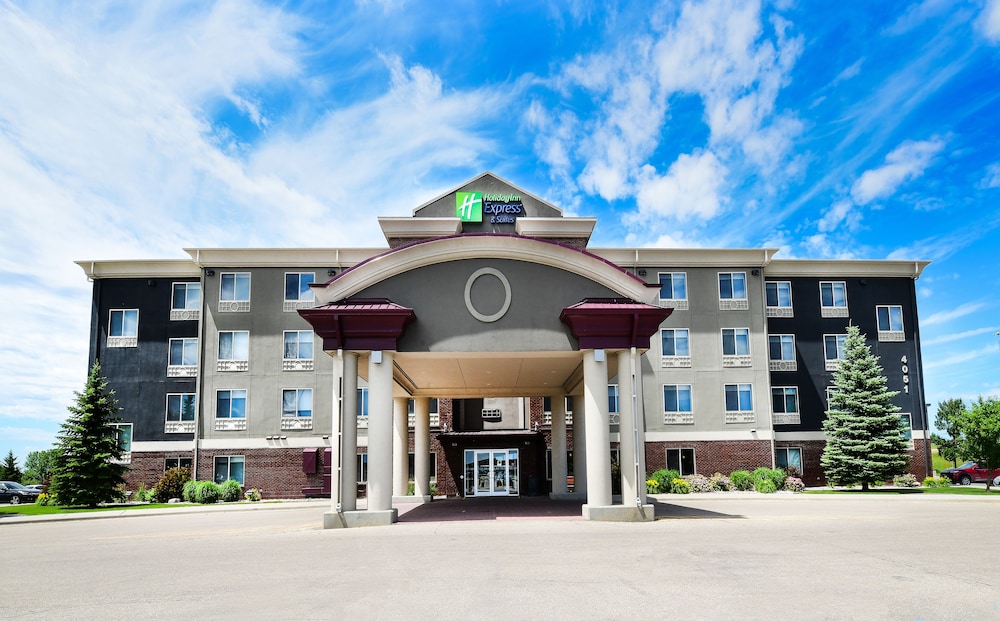 Holiday Inn Express Hotel Suites Grand Forks By Ihg — Grand Forks