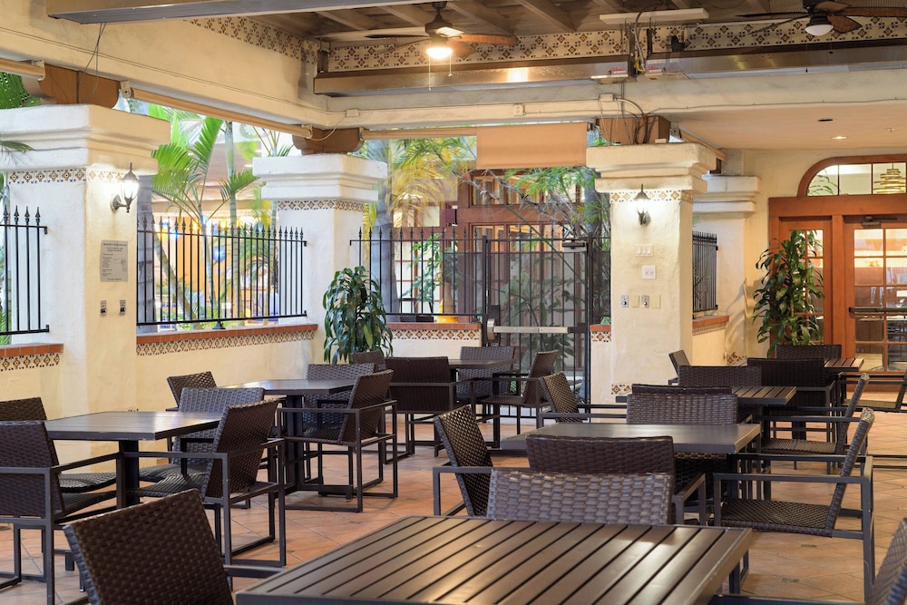 Courtyard by Marriott Old Town - photo 28