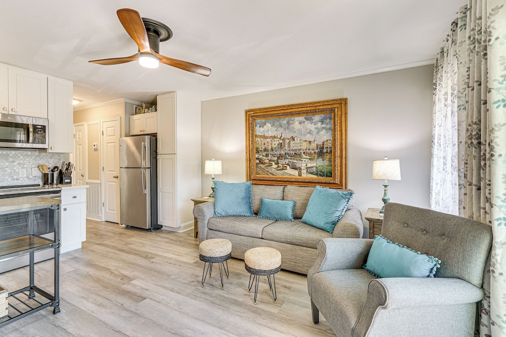 Pool Tennis & Gym: Resort Condo in Hilton Head - photo 6