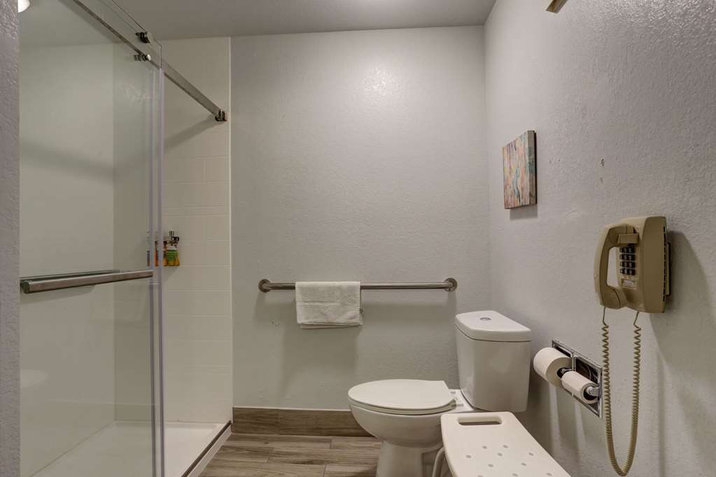 Quality Inn Pierre Fort Pierre - photo 15