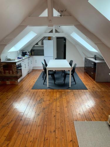 Loft Au Calme Ideal Pour Famille Proche de Reims - last minute hotel in Unknown City