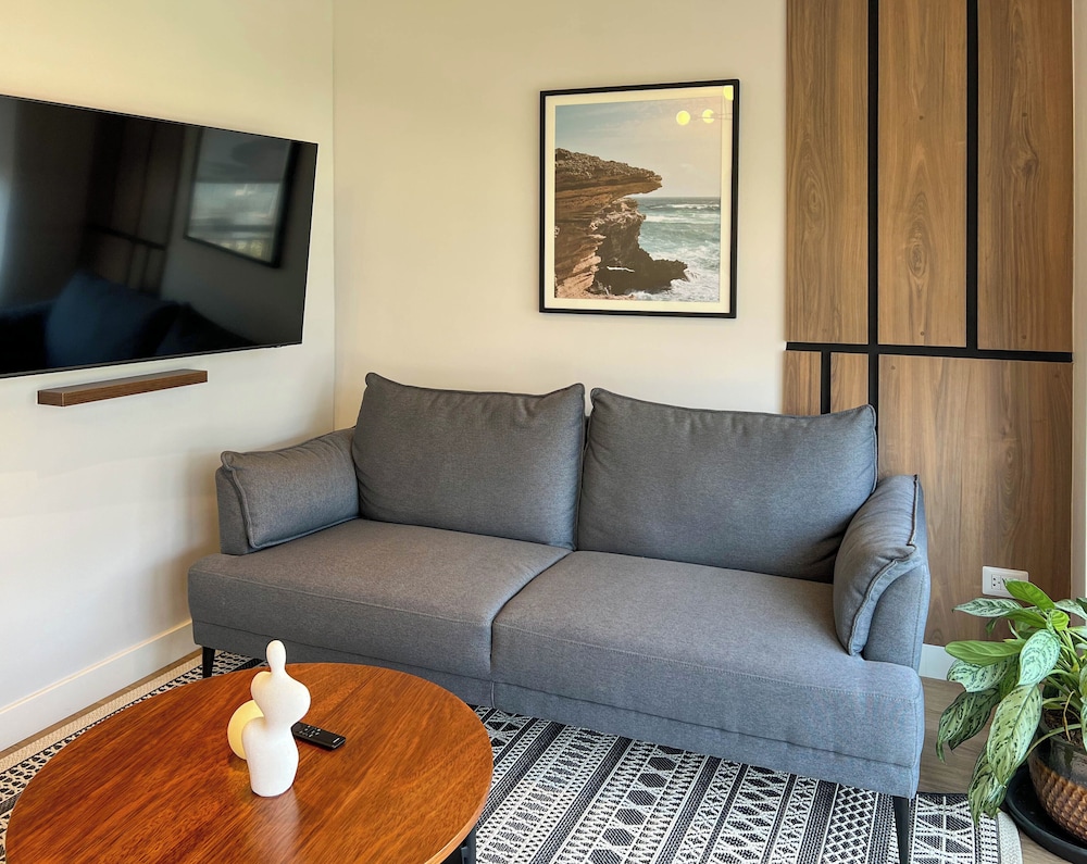 Gray By Wynwood House — 4-Star Luxury Hotel in Lima, Peru
