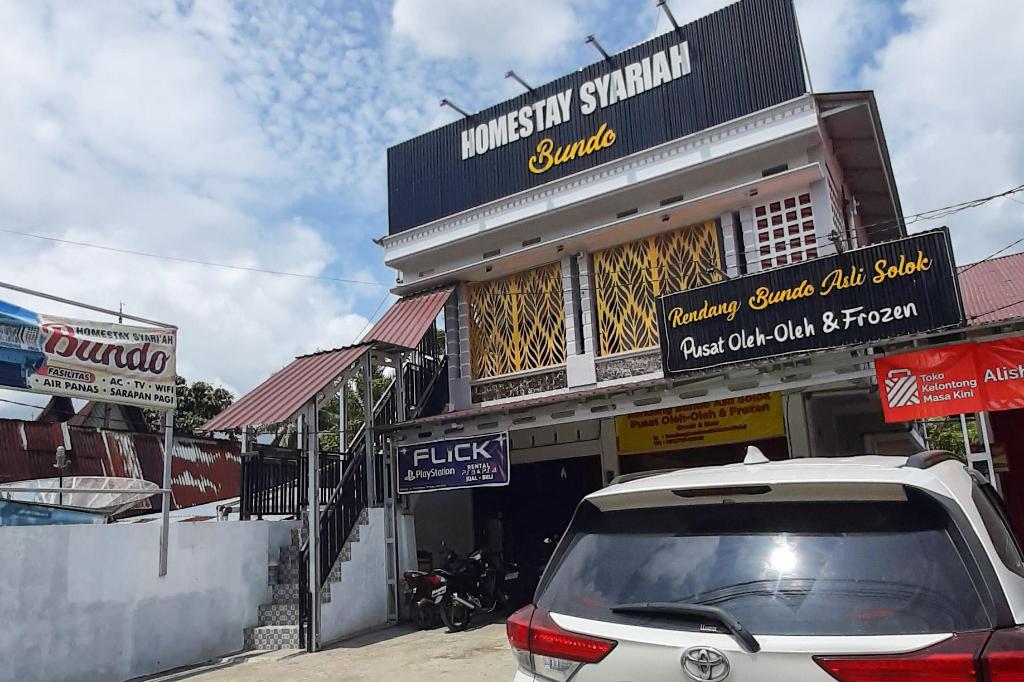 Reddoorz Syariah Near Rs Tentara Solok — Solok