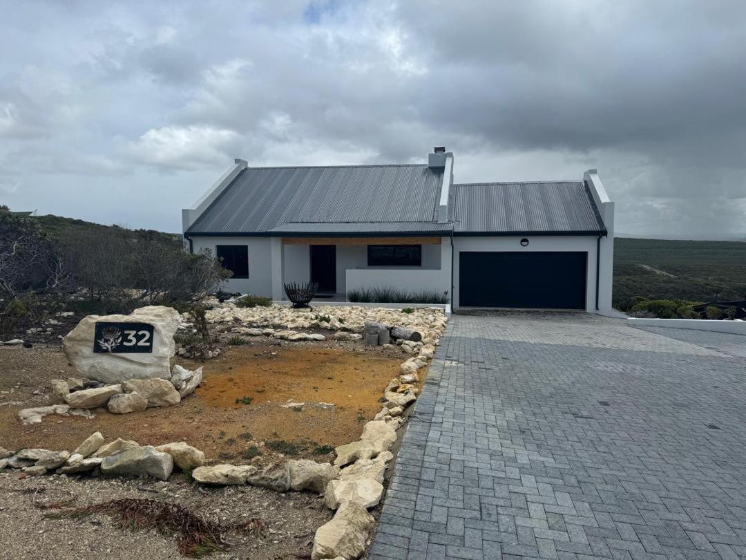 Protea32 - carbon neutral hotel in Unknown City