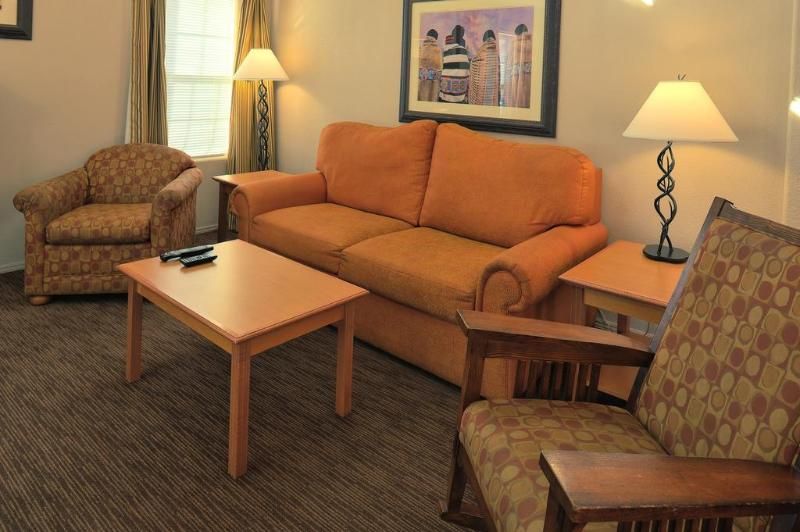 The Roundhouse Resort - photo 4
