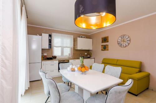 Apartman Jelena — 4-Star Luxury Hotel in Dubrovnik, Croatia