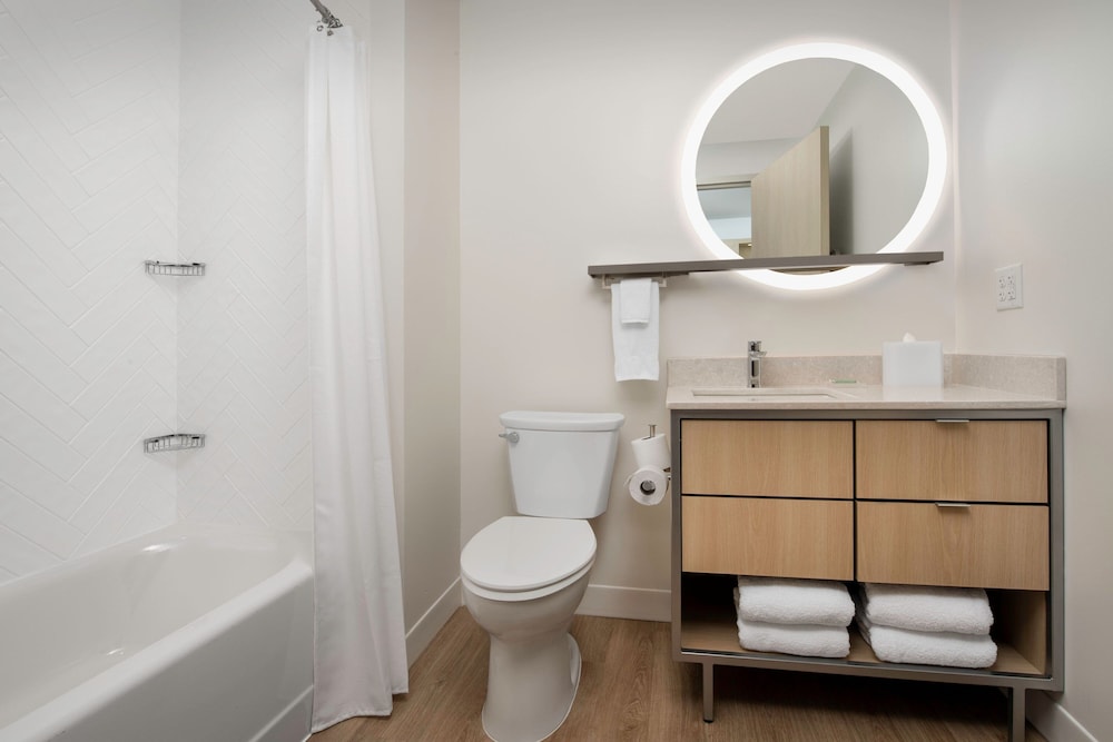 TownePlace Suites by Marriott Cincinnati Mason - photo 18