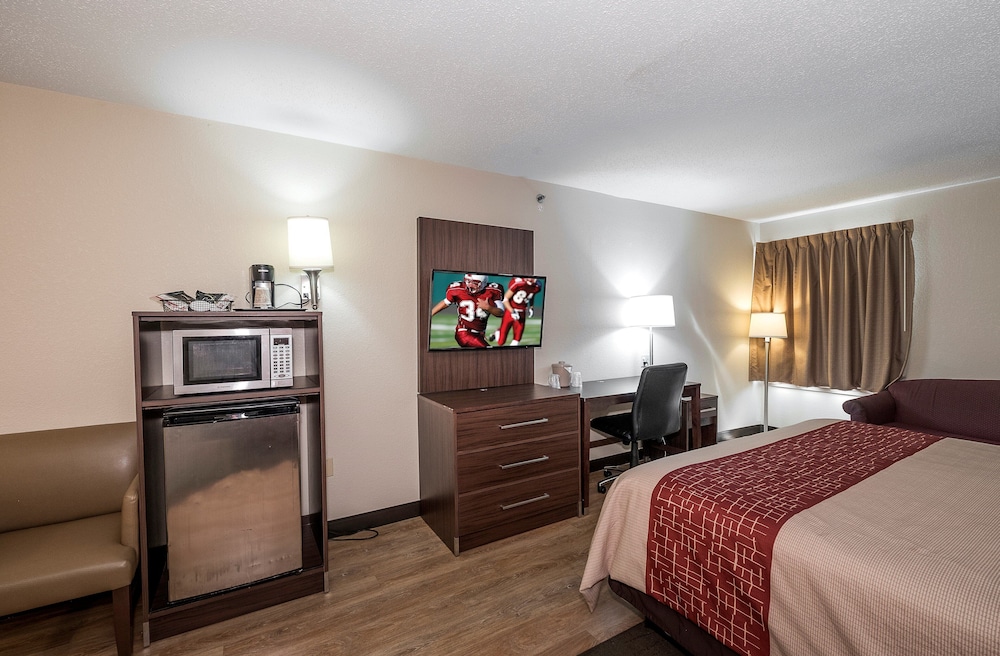 Red Roof Inn Lancaster - photo 20