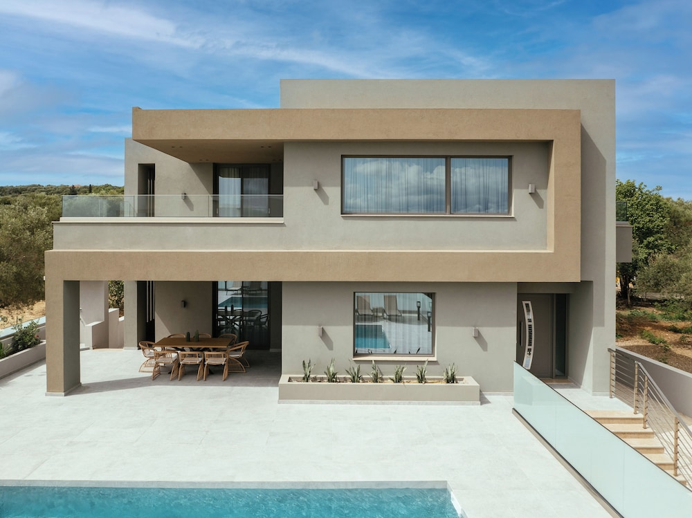 Aura Del Sol — 4-Star Luxury Hotel in Zakynthos, Greece