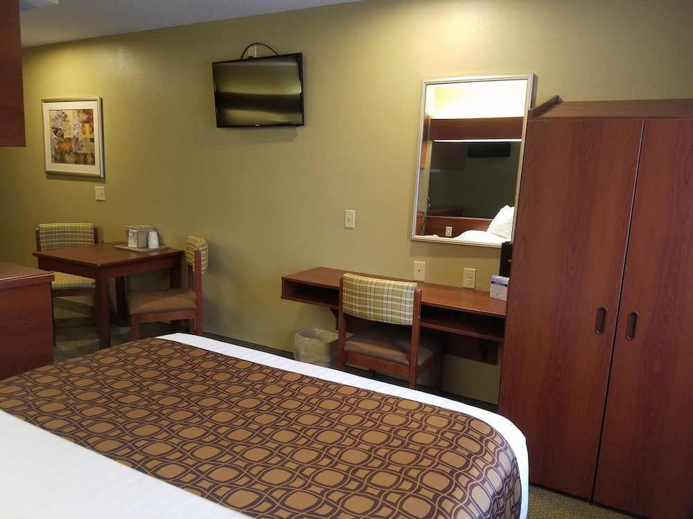 Microtel Inn & Suites by Wyndham Dover - photo 13