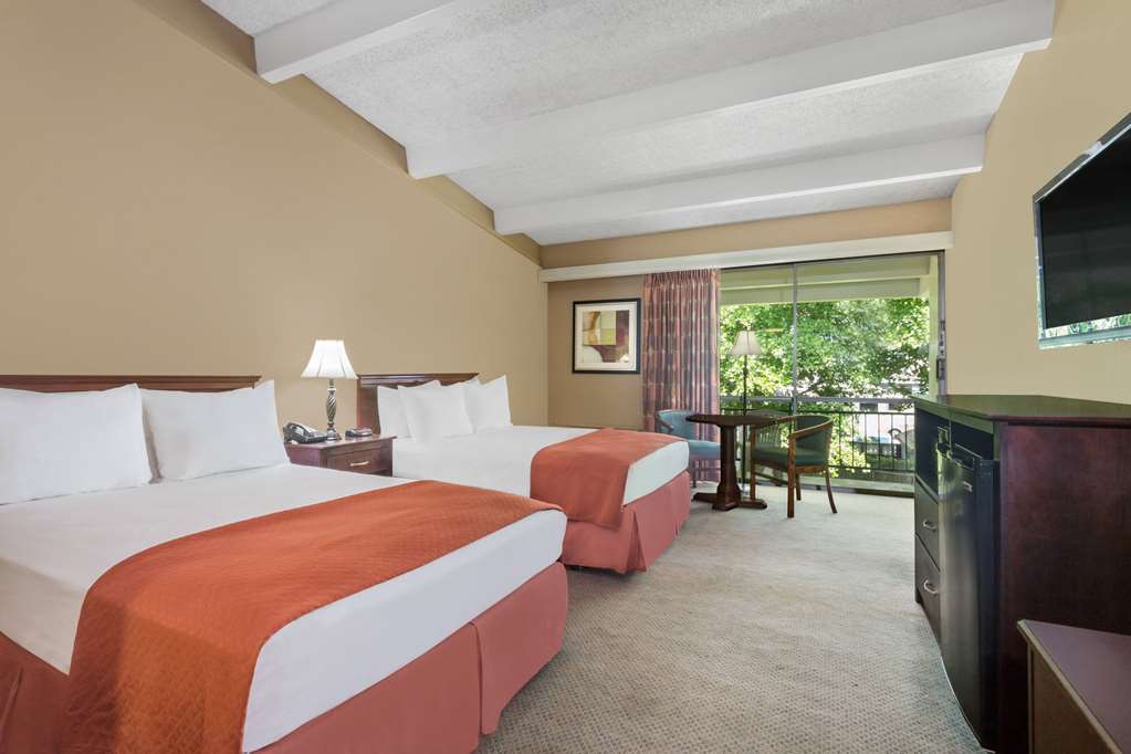 Travelodge by Wyndham Lakeland - photo 18