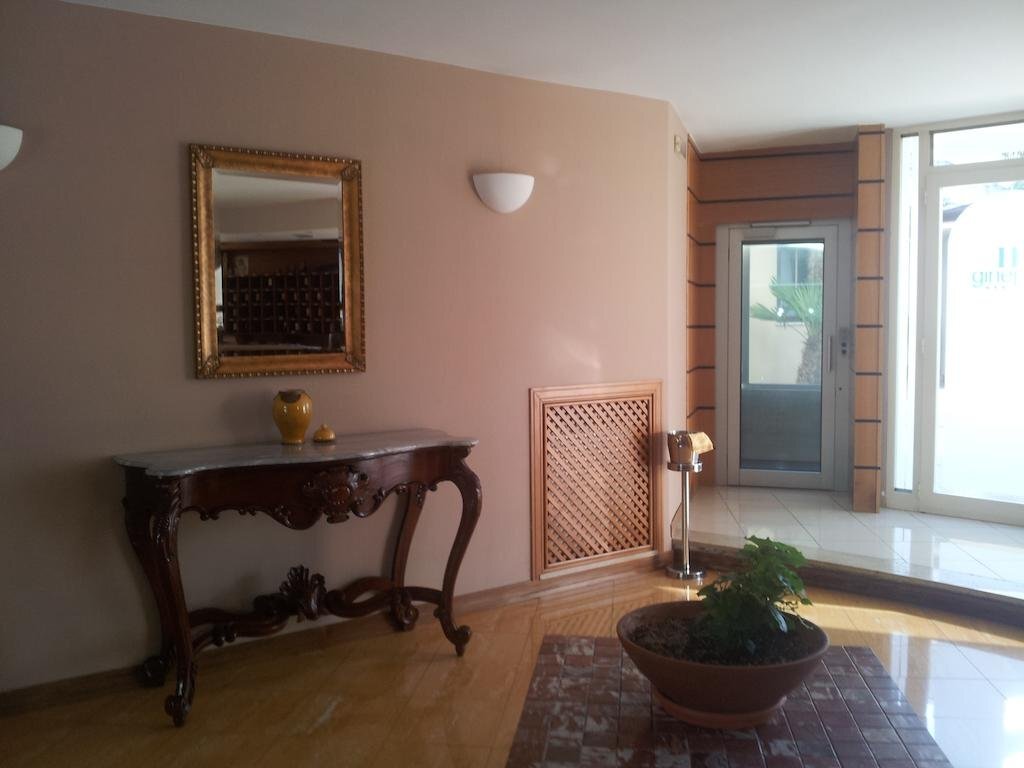 Hotel Ginepro — hotel in Qualiano