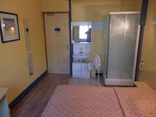 Servhotel — hotel in Morestel