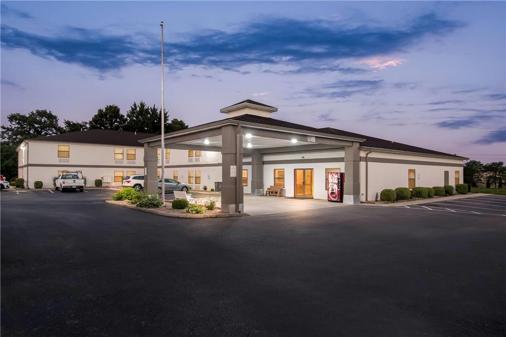 Super 8 by Wyndham Bellefontaine - photo 7