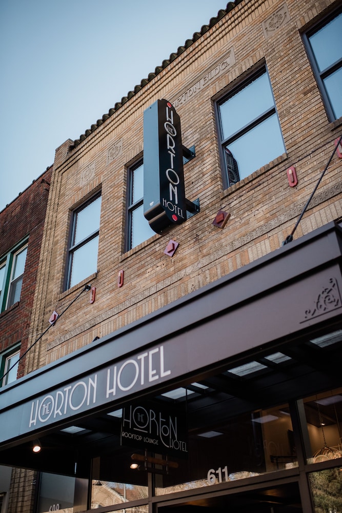 The Horton Hotel and Rooftop Lounge - photo 58