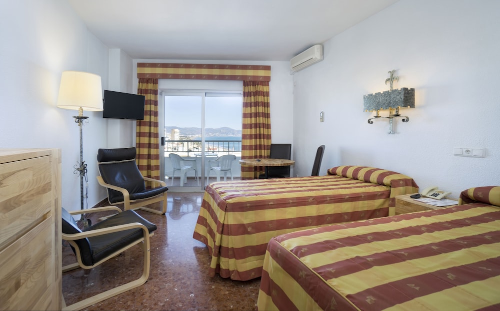 Hotel Apartamentos Bajondillo — Torremolinos — photo 5
