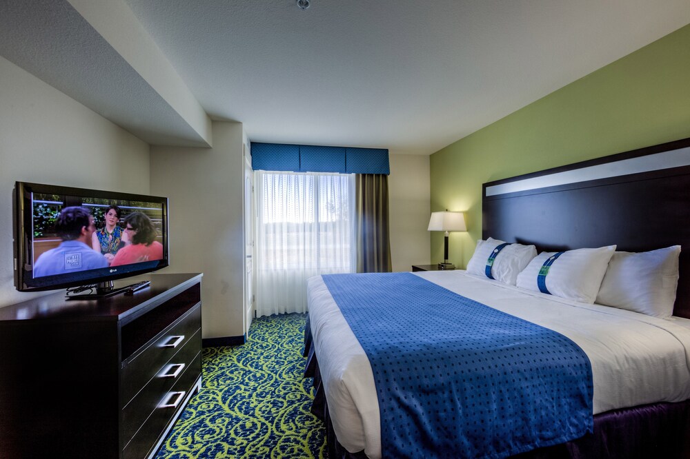 Holiday Inn Express Richmond by IHG - photo 2