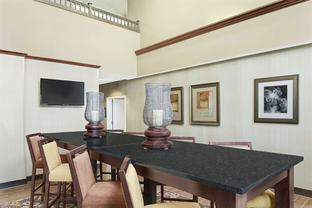 Hampton Inn Thomasville - photo 2