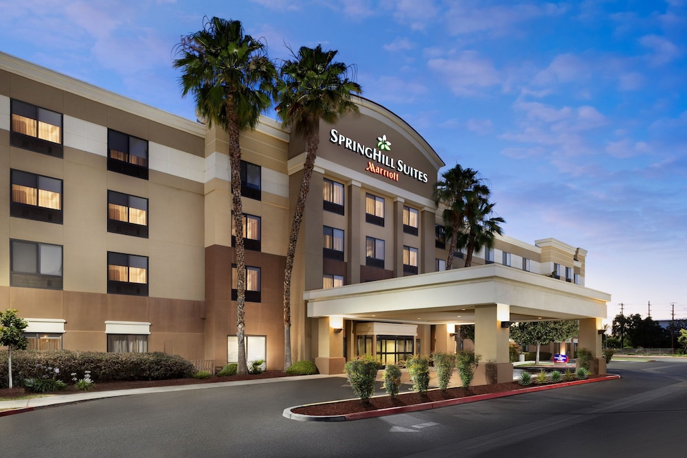 SpringHill Suites by Marriott Fresno - photo 46