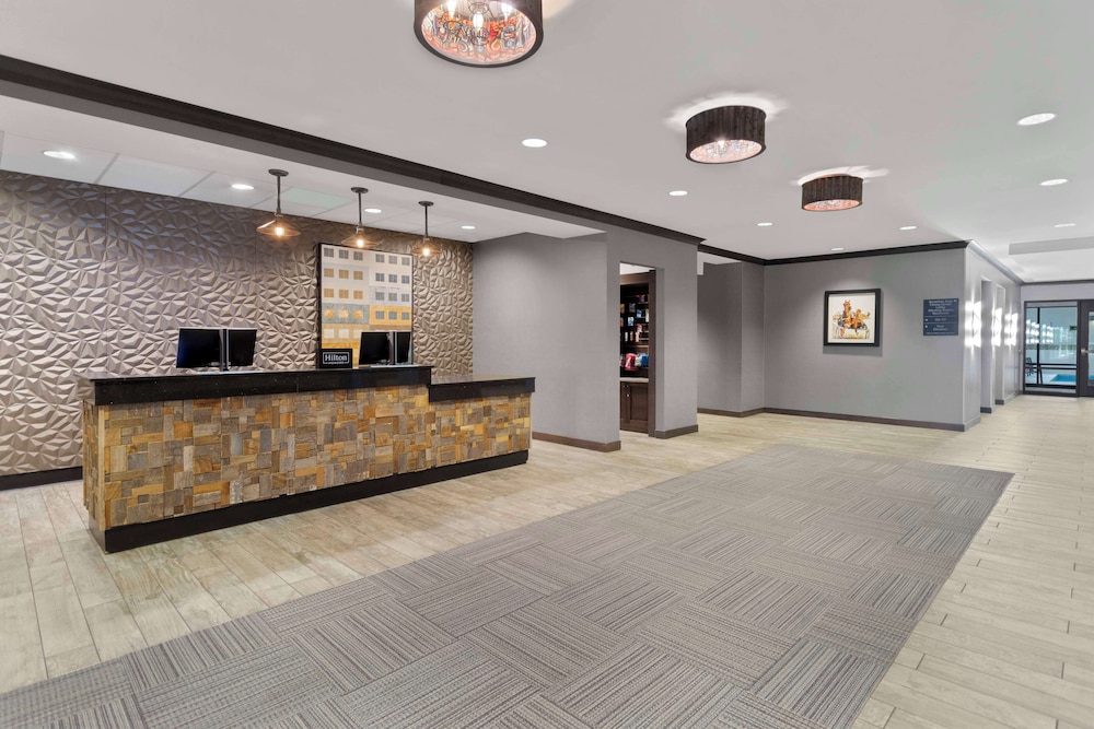 Hampton Inn & Suites Columbus Scioto Downs - photo 5