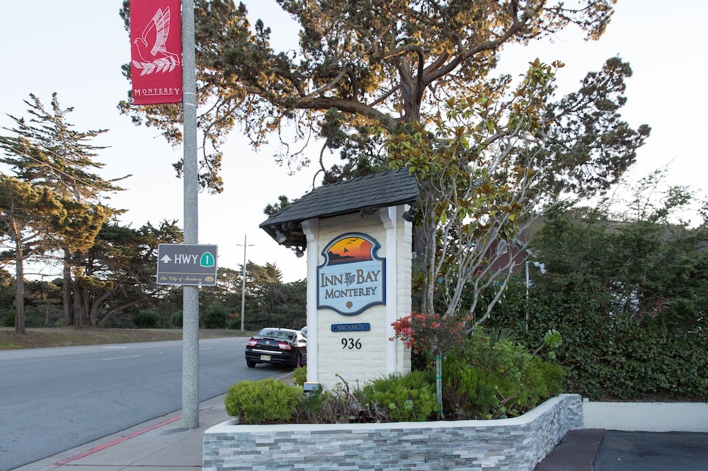 Inn By the Bay Monterey - photo 22