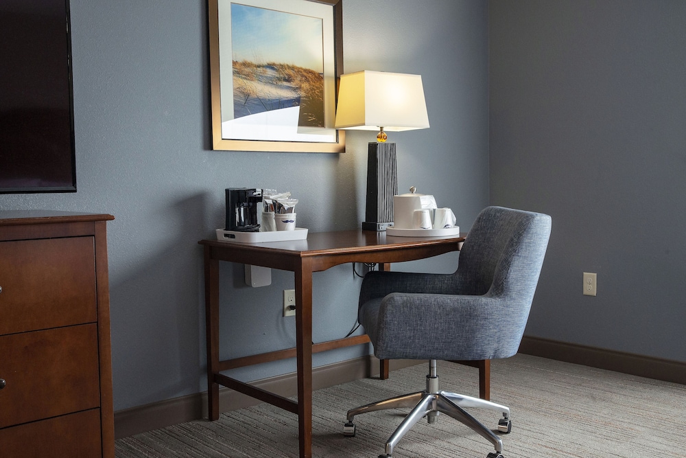 Hampton Inn & Suites Jacksonville - photo 6