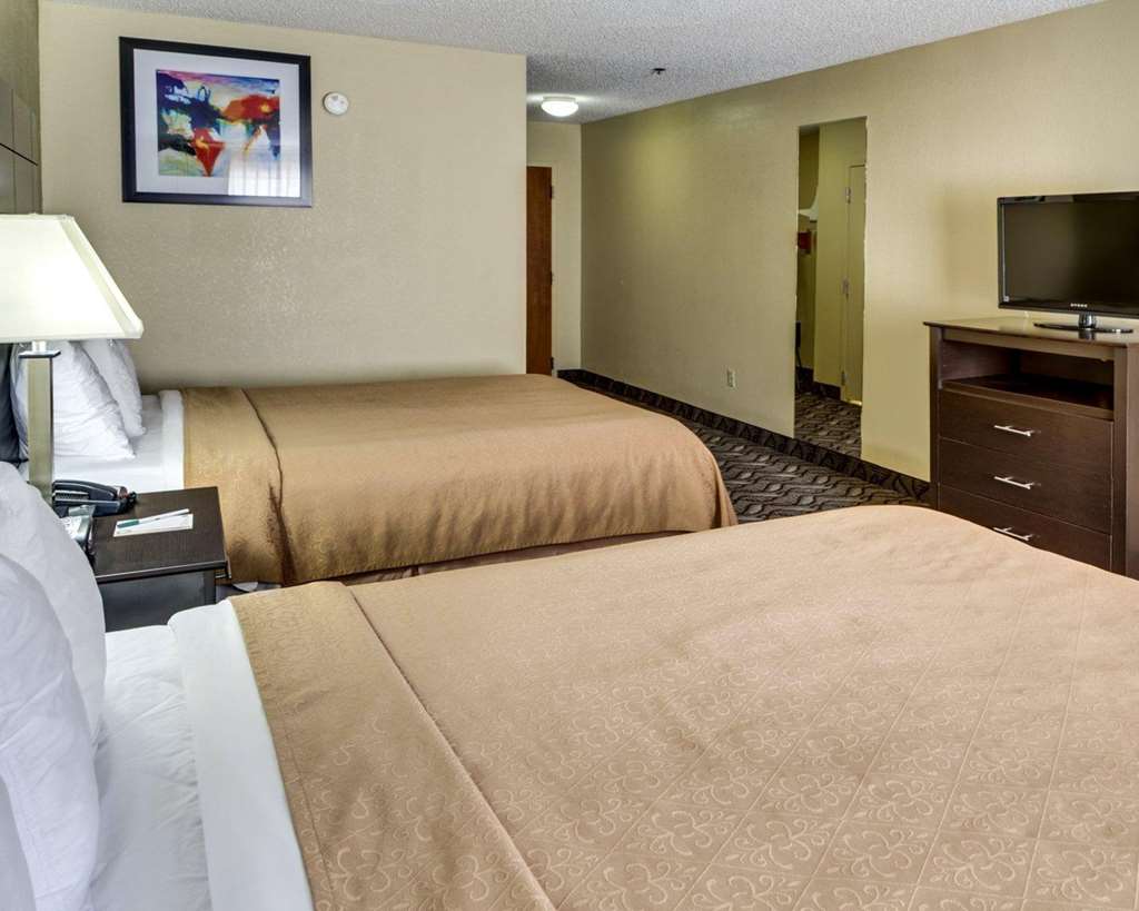 Quality Suites Baton Rouge East Denham Springs - photo 23