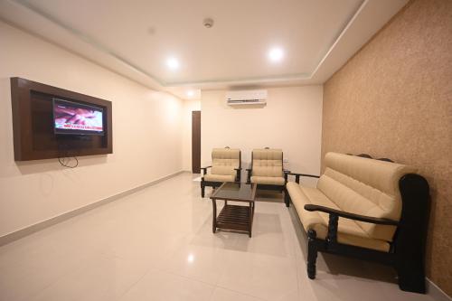 Hotel Bhagavath Gardens — hotel in Chengannur