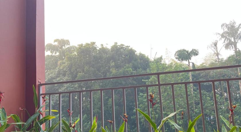 Sahya Regency - carbon neutral hotel in Ottappalam