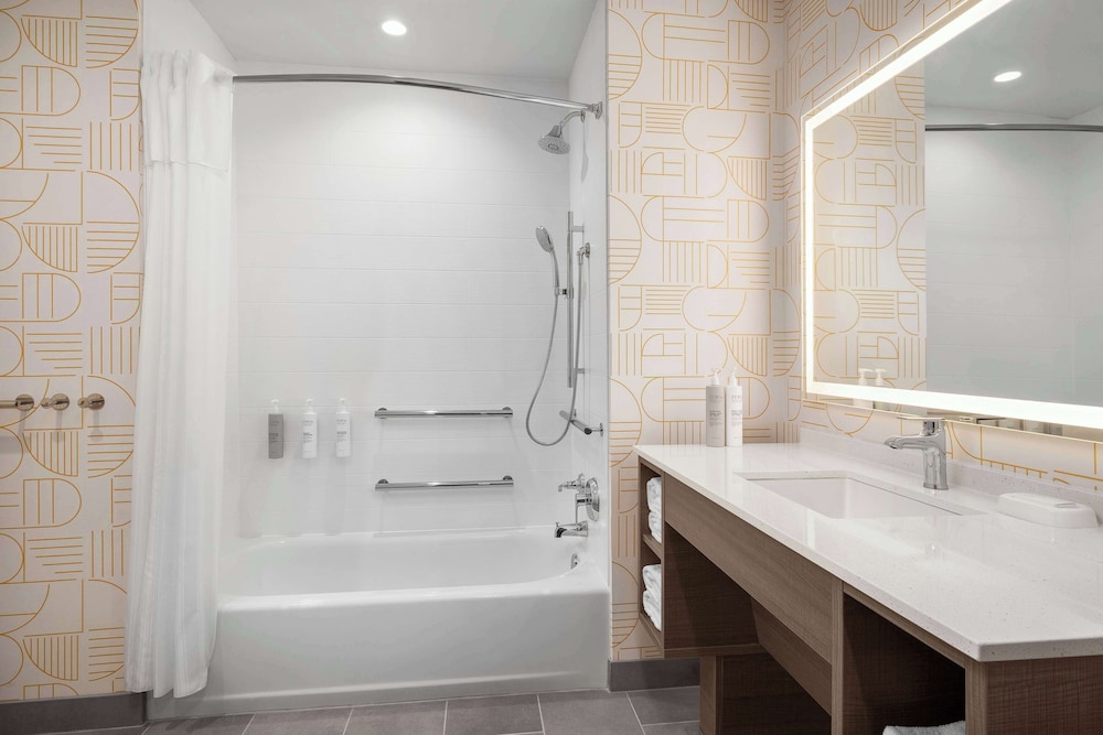 Home2 Suites By Hilton Eureka - photo 24