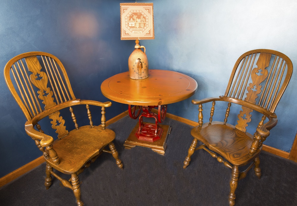 Madonna Inn - photo 23