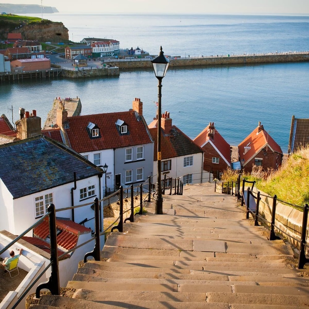 Rockcliffe Boutique 2 bed Apartment in Whitby