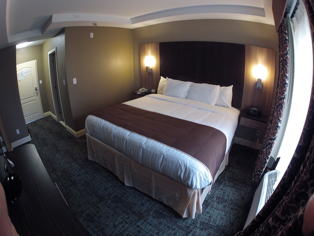 AAshram Hotel by Niagara River - photo 13