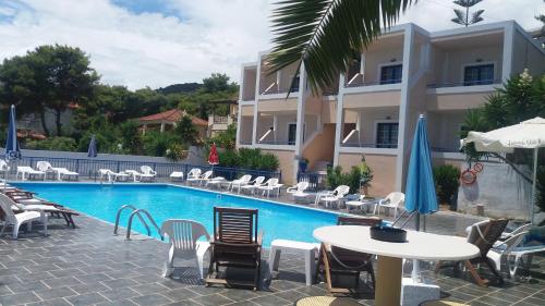 Anna Studios — 4-Star Luxury Hotel in Agia Marina, Greece