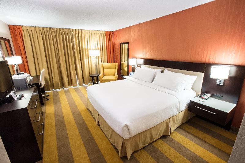 Wyndham Rochester Downtown - photo 17