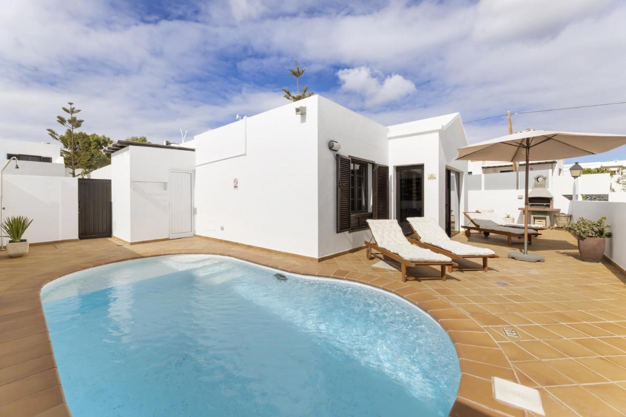 Villa 4 Vipvipvillas — 4-Star Luxury Hotel in Tias, Spain