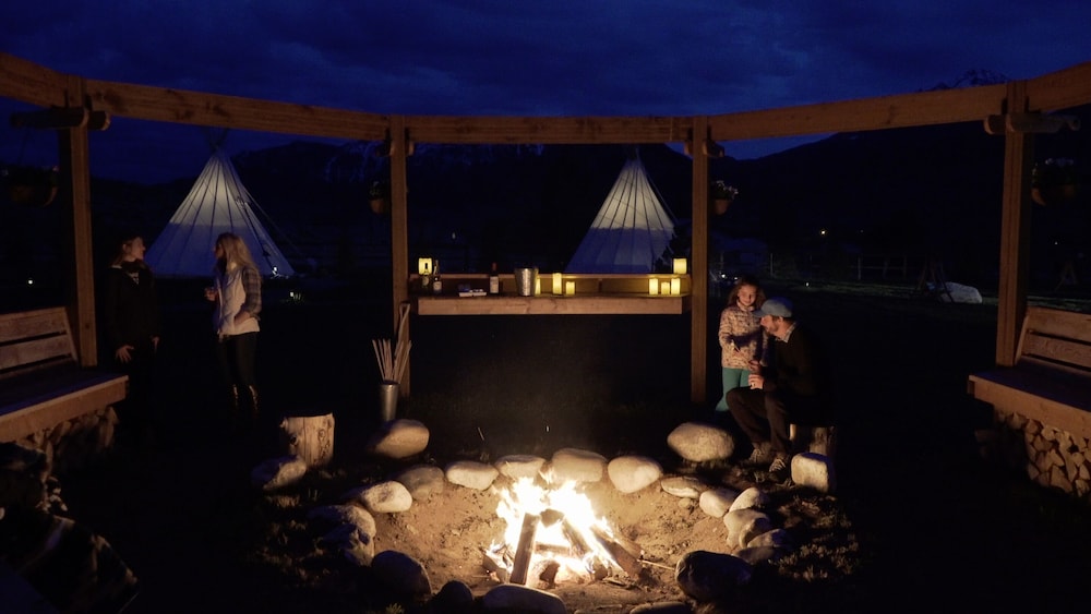 Dreamcatcher Tipi Hotel - photo 25