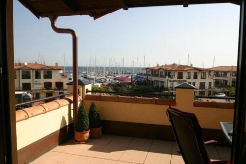 Urlaubstraeume am Meer Wohnung 3 11 641 — 4-Star Luxury Hotel in Ostseebad Kuehlungsborn, Germany