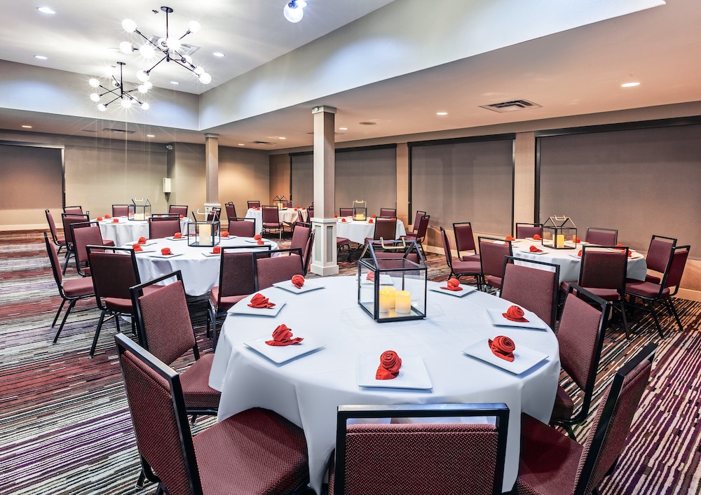 Holiday Inn Tyler Conference Center by IHG - photo 53