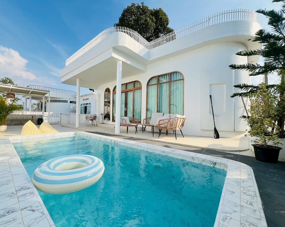 BanyakasSirindhron — hotel in Sirindhorn