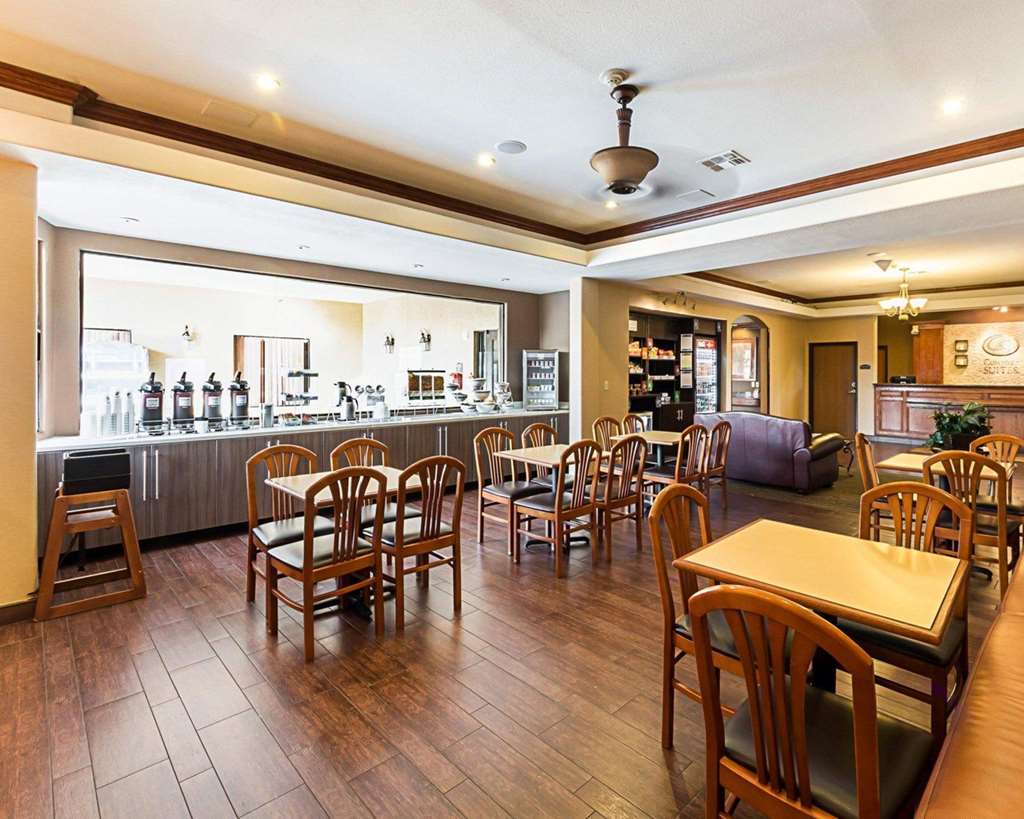 Comfort Suites McAllen Airport and La Plaza Mall - photo 26